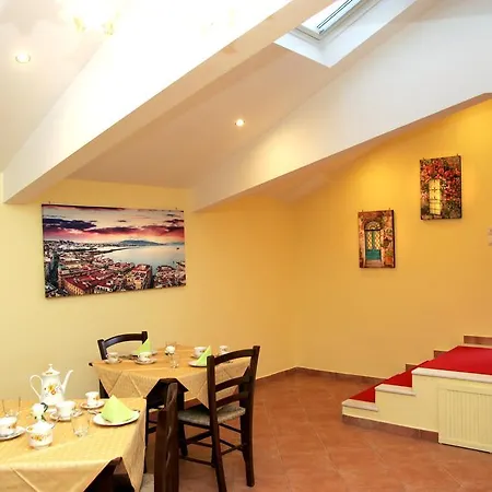 Mercatello Relais Old Napoli