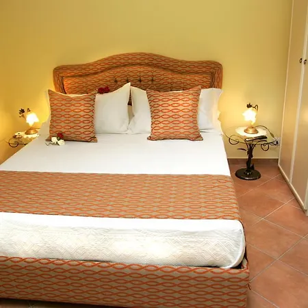 Mercatello Relais Old Bed & Breakfast 3*