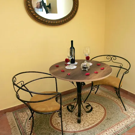 Mercatello Relais Old 3*