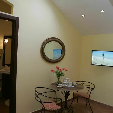 Mercatello Relais Old 3*