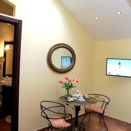 Mercatello Relais Old Naples