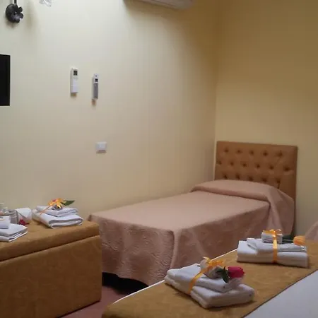 Mercatello Relais Old 3* Naples