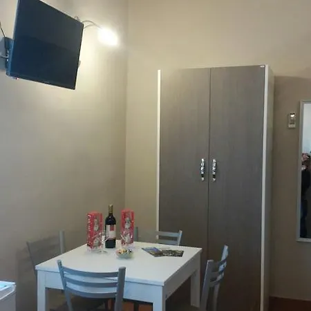 Mercatello Relais Old Bed & Breakfast Naples