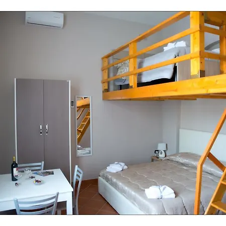 Bed & Breakfast Mercatello Relais Old 3*