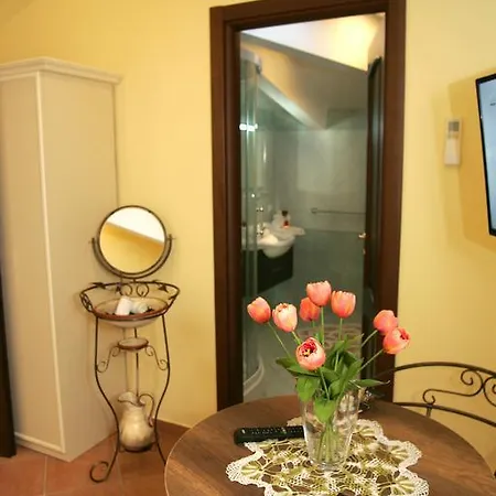 Mercatello Relais Old Naples
